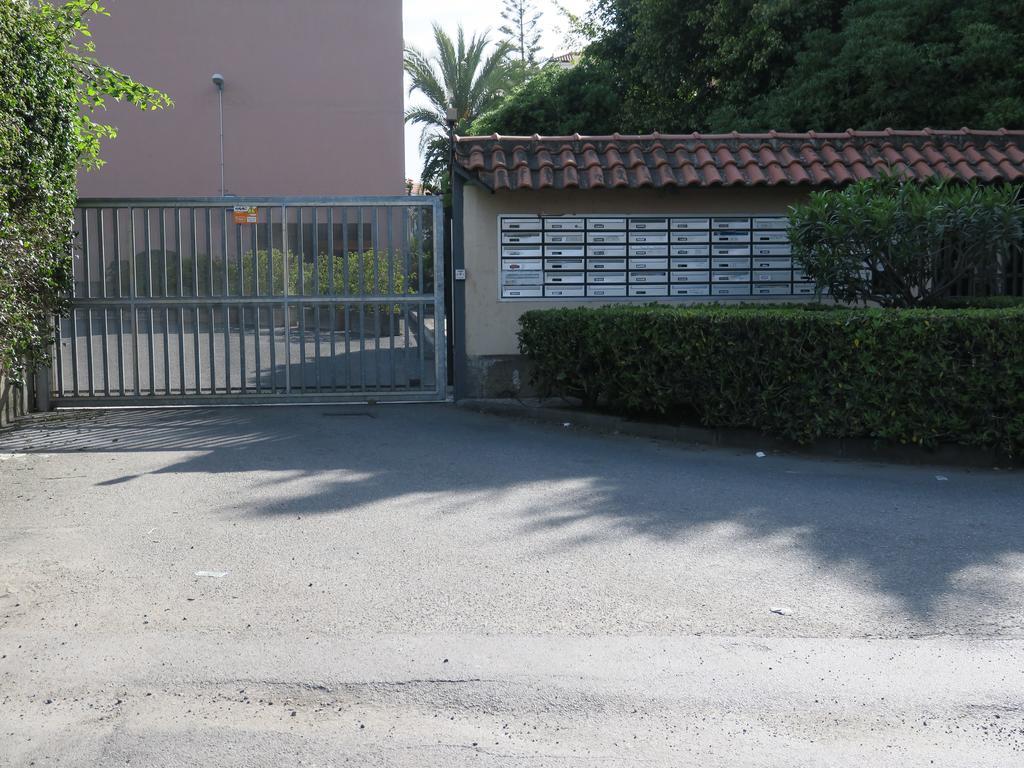 Naxos Enjoy Apartments Giardini Naxos Exterior photo